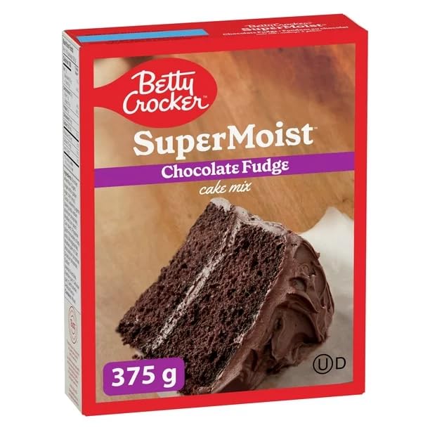 Betty Crocker Super Moist Chocolate Fudge Cake Mix, 375g/13.2 oz (Shipped from Canada)