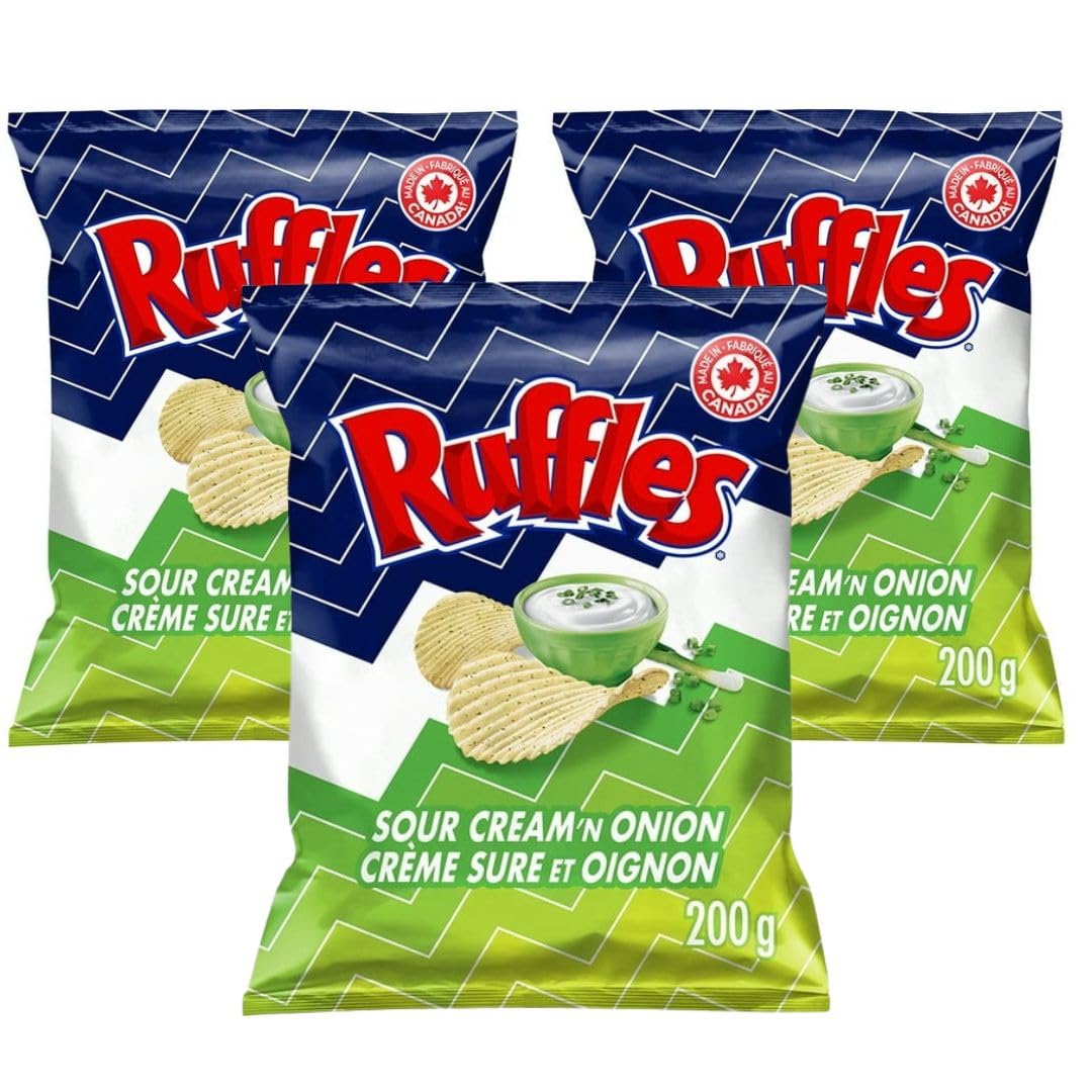 Ruffles New Sour Cream 'n Onion Potato Chips, 200g/7.05 oz (Shipped from Canada)