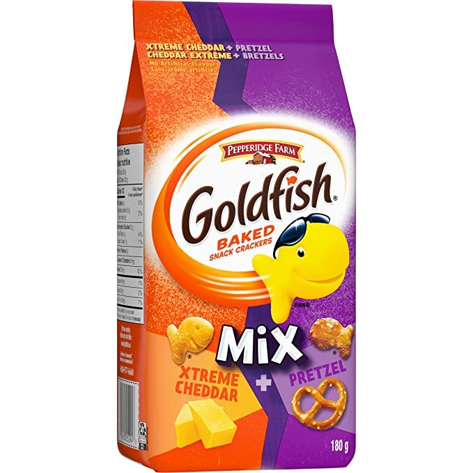 Goldfish Mix Xtreme Cheddar and Pretzel Crackers 1