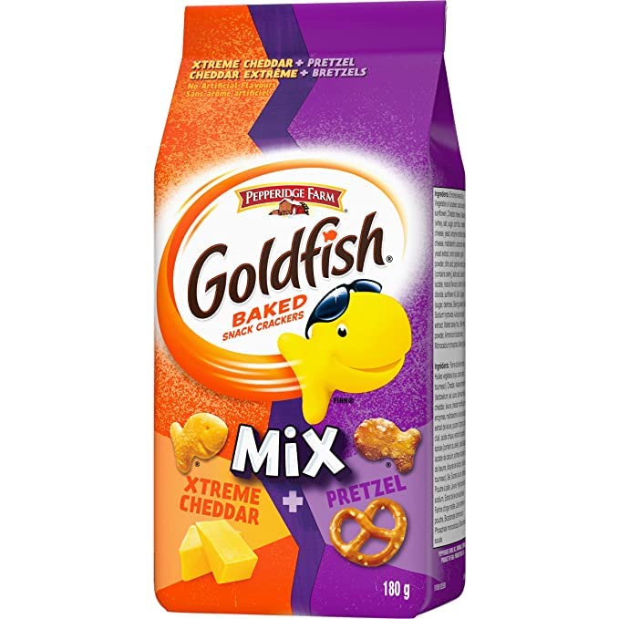 Goldfish Mix Xtreme Cheddar and Pretzel Crackers 2